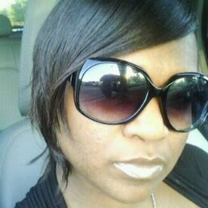 Meet your Posher, Deshonna